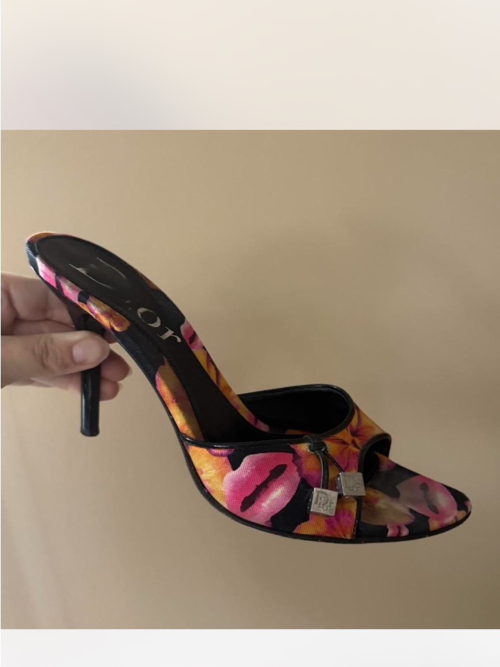 Vintage rare Dior gambler heels with floral and lips print